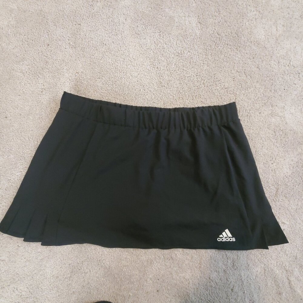Adidas black pleated tennis skirt